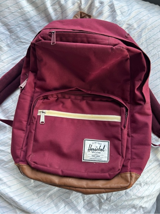 Herschel Supply Company Other - Herschel Supply Company Maroon & Tan Backpack with Front Pocket